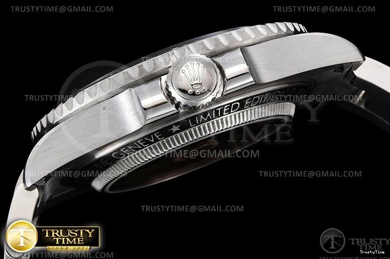 0709 ROLSUB0295B – Submariner Compact 1043